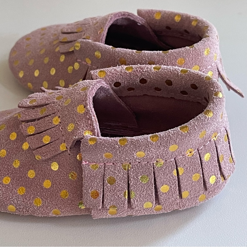 Bird Rock Baby Confetti Blush Pink and Gold Dots Moccasins Sz 6.5 Girl’s Fringe - Picture 11 of 15